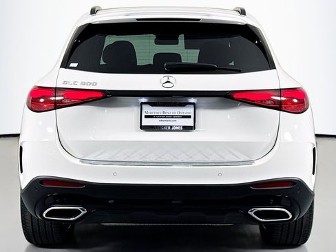 New 2026 Mercedes-Benz GLC 300 image 3