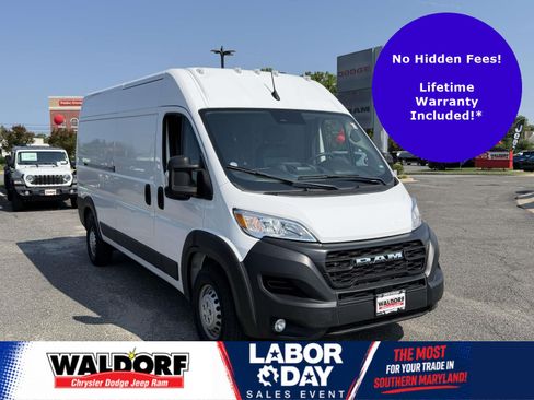 Used 2024 RAM ProMaster 2500 w/ Convenience Group FWD image 1