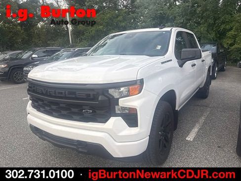 Used 2023 Chevrolet Silverado 1500 Custom w/ LPO, Dark Essentials Package AWD/4WD image 2