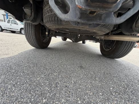 Used 2016 Toyota Tacoma SR5 w/ Towing Package RWD image 29
