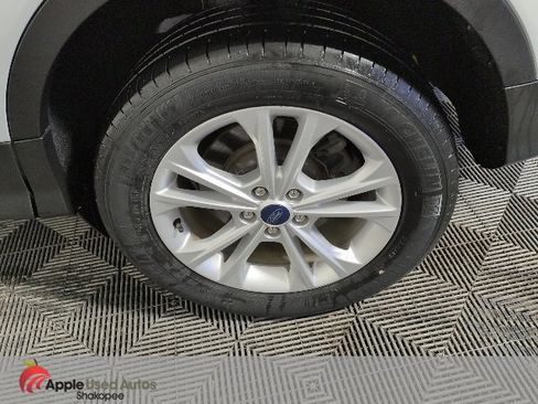 Used 2018 Ford Escape SE image 45