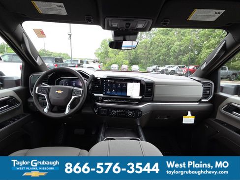 New 2026 Chevrolet Silverado 2500 LTZ w/ LTZ Premium Package AWD/4WD image 30