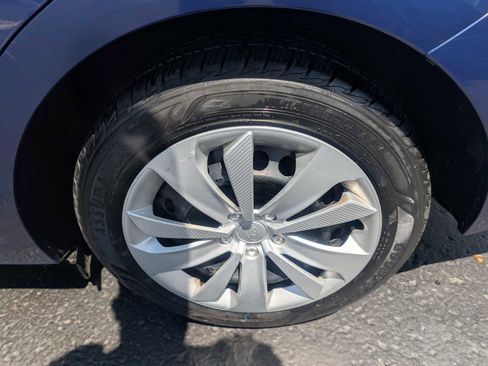 Used 2017 Subaru Impreza 2.0i AWD/4WD image 9