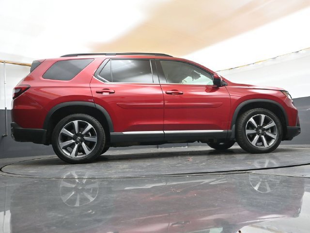 Used 2023 Honda Pilot Elite image 34