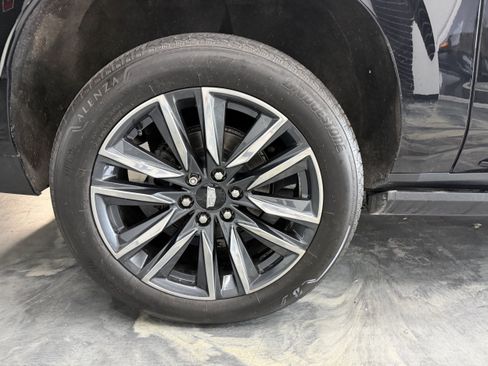 Used 2022 Cadillac Escalade ESV Sport w/ Touring Package AWD/4WD image 32