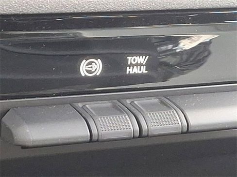 Used 2023 RAM 3500 Tradesman w/ Chrome Appearance Group image 23