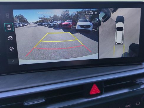 New 2026 Kia Sportage EX image 21