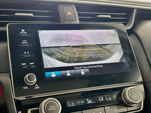 Used 2019 Honda Insight Touring image 23