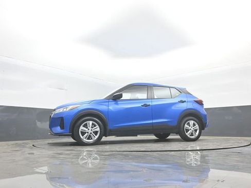 Used 2023 Nissan Kicks S FWD image 35