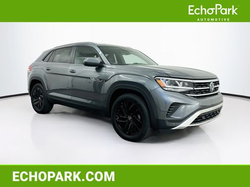 Used 2022 Volkswagen Atlas Cross Sport SE AWD/4WD image 1