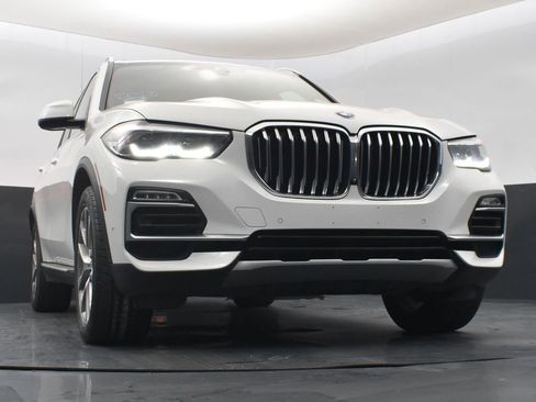 Used 2019 BMW X5 xDrive40i w/ Convenience Package image 10