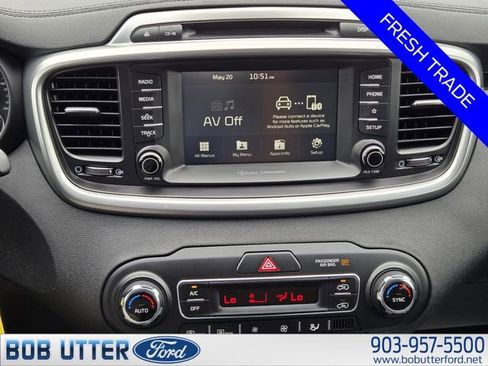 Used 2019 Kia Sorento FWD w/ LX Convenience Package image 16