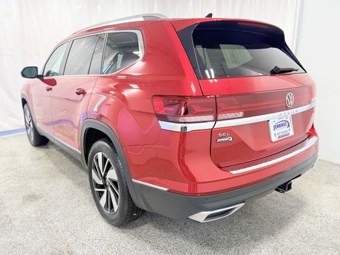 Certified 2024 Volkswagen Atlas SEL image 5