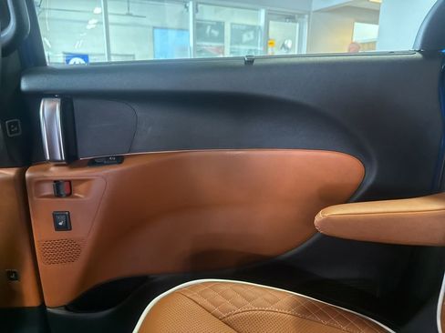 New 2026 Chrysler Pacifica Pinnacle image 44