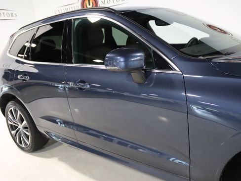 Used 2022 Volvo XC60 B5 Momentum w/ Advanced Package AWD/4WD image 8