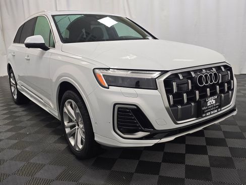 Used 2025 Audi Q7 3.0T Premium Plus AWD/4WD image 7