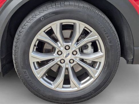 Used 2022 Ford Explorer Limited image 25