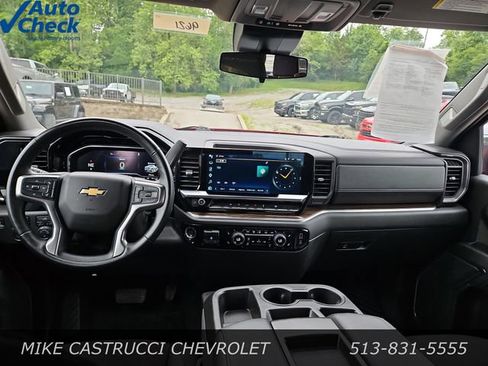 Used 2025 Chevrolet Silverado 1500 LT AWD/4WD image 10