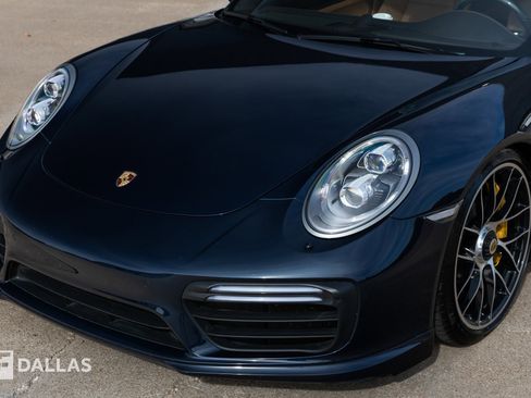 Used 2018 Porsche 911 Turbo S image 6