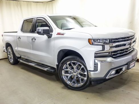 Used 2019 Chevrolet Silverado 1500 LTZ w/ LTZ Premium Package image 2
