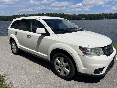 Used 2012 Dodge Journey R/T w/ Flexible Seating Group AWD/4WD image 10