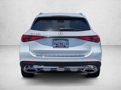 Used 2026 Mercedes-Benz GLC 300 image 7