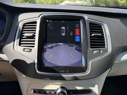 Certified 2023 Volvo XC90 B5 Core w/ Protection Package Premier image 64