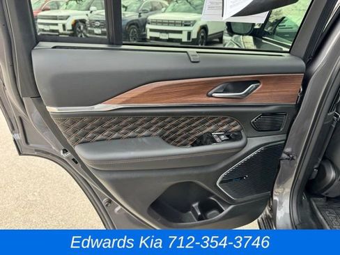 Used 2022 Jeep Grand Cherokee Summit w/ Advanced Protech Group IV image 13