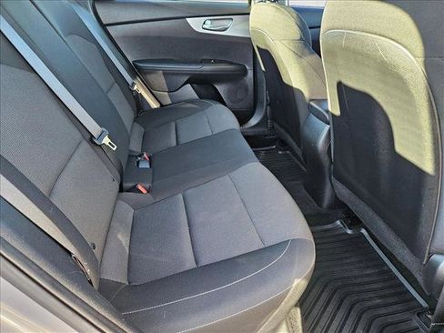 Used 2024 Kia Forte LXS w/ LXS Technology Package image 17
