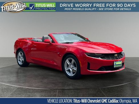 Used 2023 Chevrolet Camaro LT RWD image 1