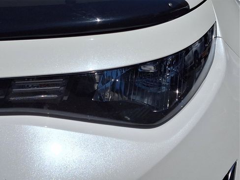Used 2024 Kia Soul EX FWD image 26