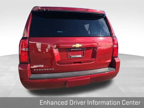 Used 2017 Chevrolet Suburban LT image 22