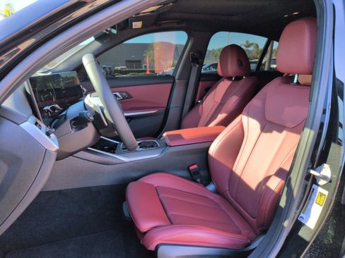 Used 2025 BMW 330i Sedan w/ Convenience Package image 16