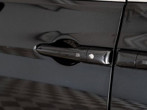 Used 2020 Chrysler Voyager Lxi image 41