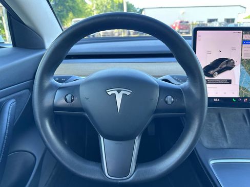 Used 2021 Tesla Model 3 Long Range AWD/4WD image 17
