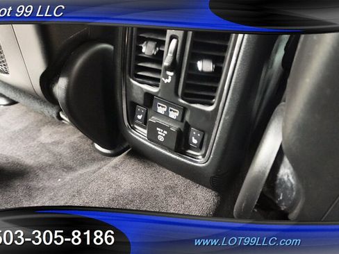 Used 2018 Jeep Grand Cherokee Limited AWD/4WD image 16