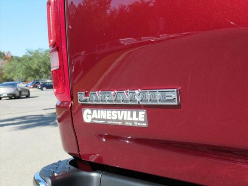 Used 2022 RAM 1500 Laramie image 9