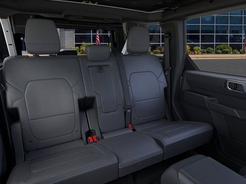 New 2025 Ford Bronco Outer Banks image 11