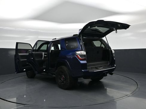 Used 2023 Toyota 4Runner SR5 Premium w/ Moonroof Package RWD image 33