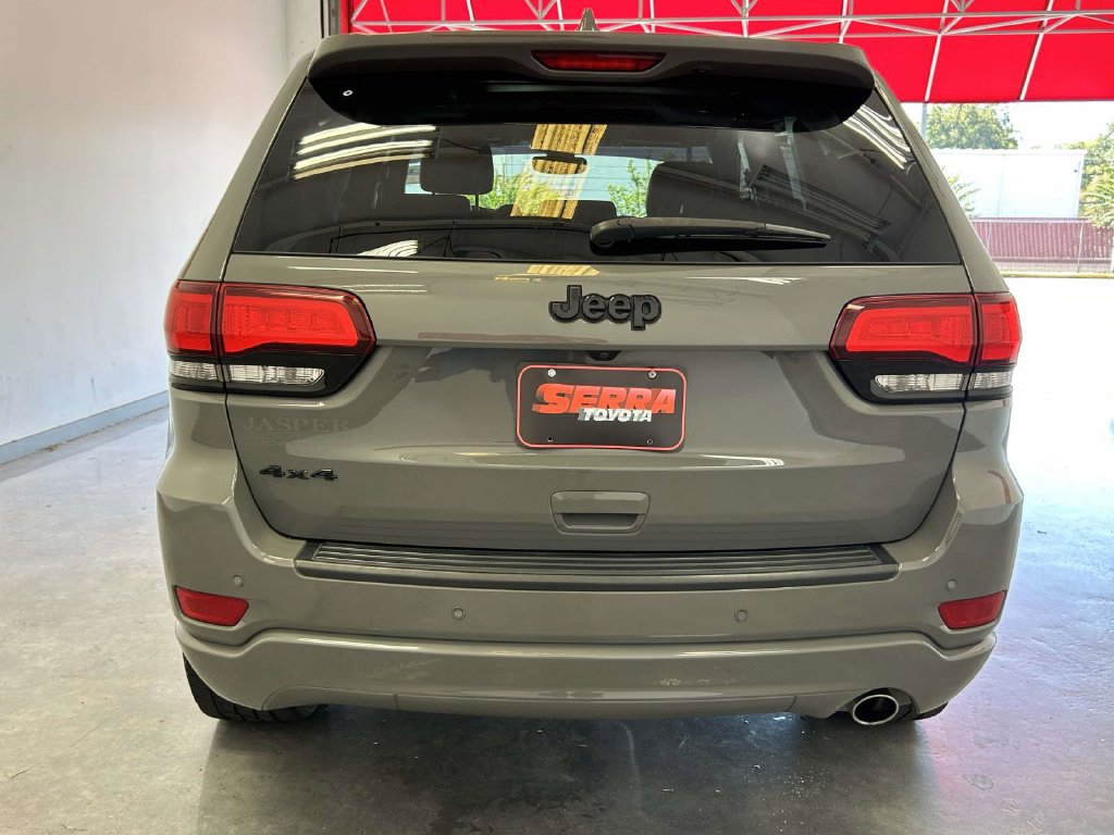 Used 2019 Jeep Grand Cherokee Altitude AWD/4WD image 4
