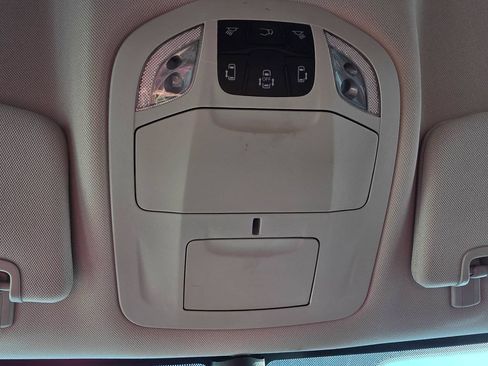 Used 2023 Chrysler Voyager LX FWD image 25