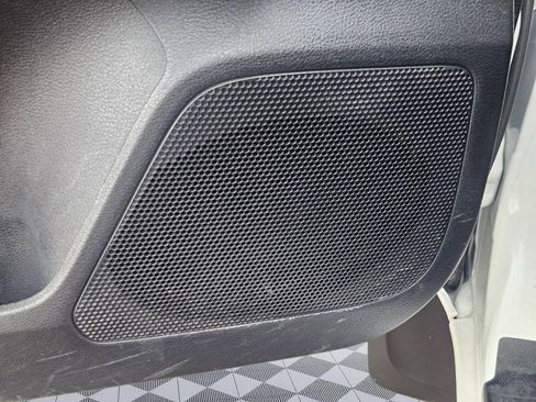 Used 2023 Toyota Tacoma TRD Sport w/ Advanced Technology Package image 12