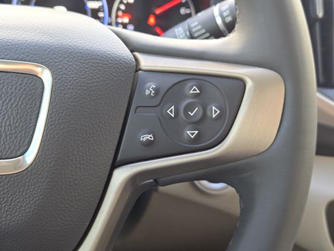 Used 2024 GMC Terrain Denali w/ Denali Premium Package image 32