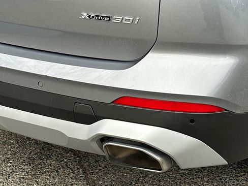 Used 2024 BMW X3 xDrive30i image 5