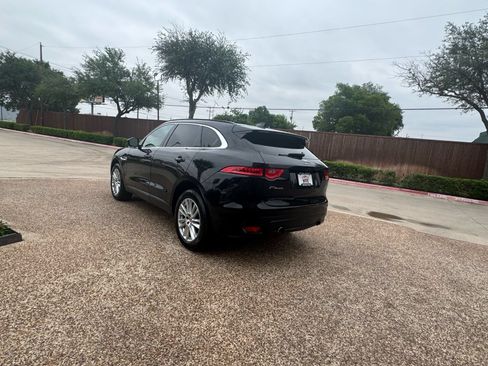 Used 2017 Jaguar F-PACE Prestige AWD/4WD image 9