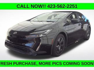 Used 2024 Toyota Prius LE video 1