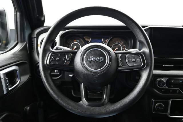 Used 2024 Jeep Wrangler Unlimited Sport AWD/4WD image 24