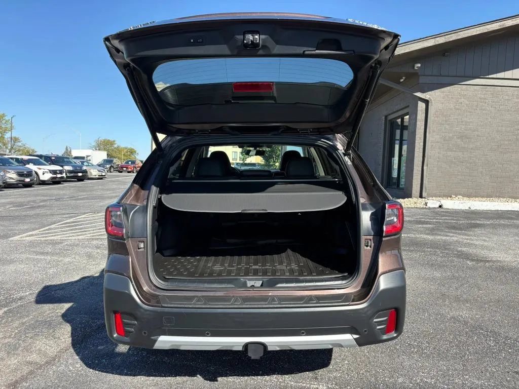 Used 2021 Subaru Outback Limited w/ Popular Package #2 AWD/4WD image 11