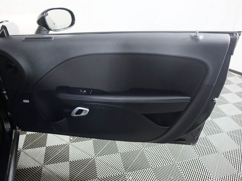 Used 2023 Dodge Challenger R/T w/ Blacktop Package image 20