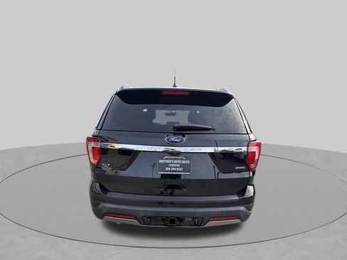 Used 2019 Ford Explorer XLT w/ Equipment Group 201A AWD/4WD image 5